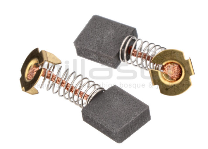 JUEGO DE ESCOBILLAS TOTAL MARTILLO PICADOR TH220502